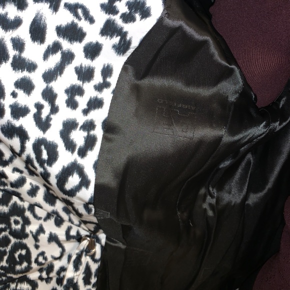 Jacket - Picture 5 of 6